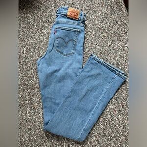 Levi 725 Highrise bootcut